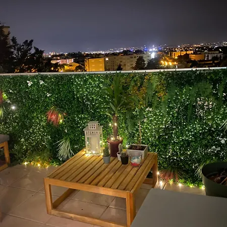 Appartement Le Paisible à Décines-Charpieu Extérieur photo